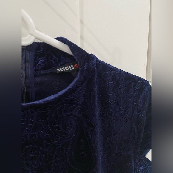 Devoted Luxury Apparel printed velvet dress - Picture 3 of 5